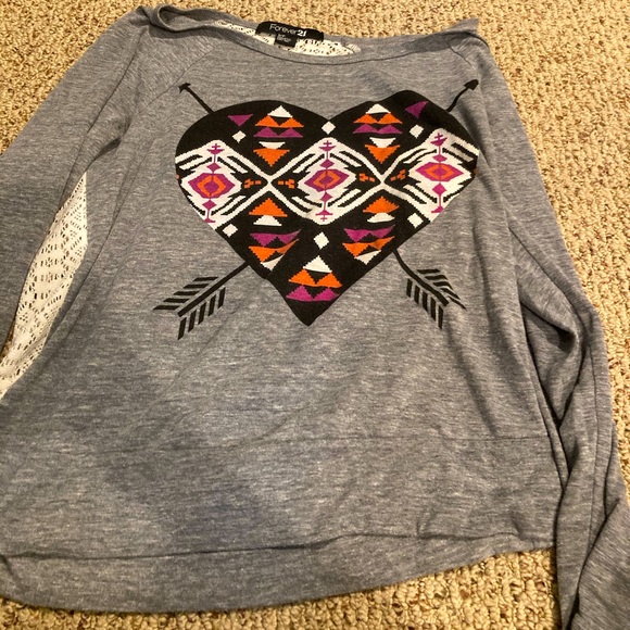 light weight long sleeve with sheer back - Picture 1 of 4